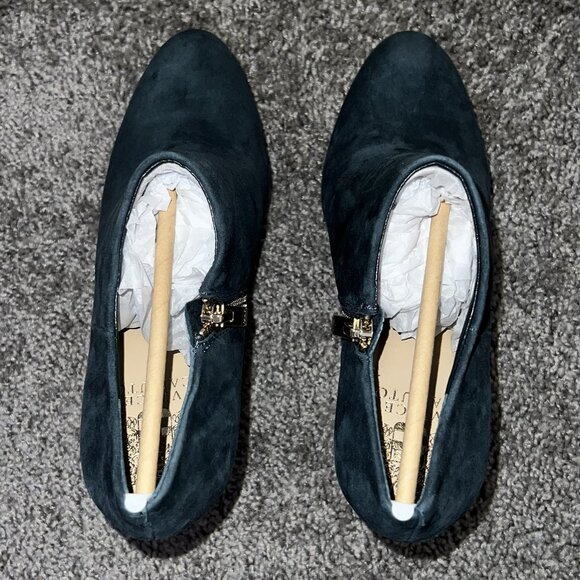 NWT Vince Camuto Evergreen Elvin Suede Ankle Booties Women's Size 8.5 - Picture 6 of 16